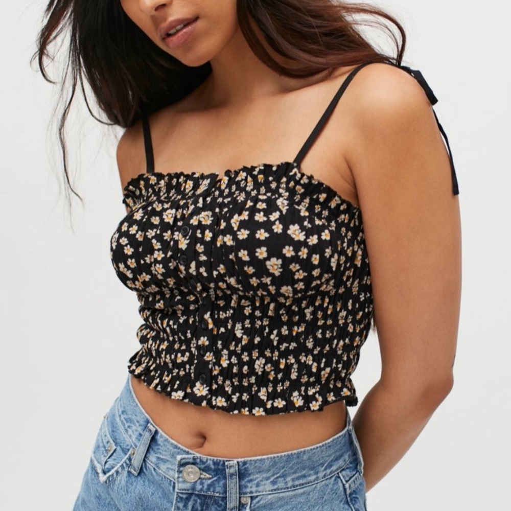 NWT UO Floral Daisy Tulla Smocked Cami Tie Shoulder Top